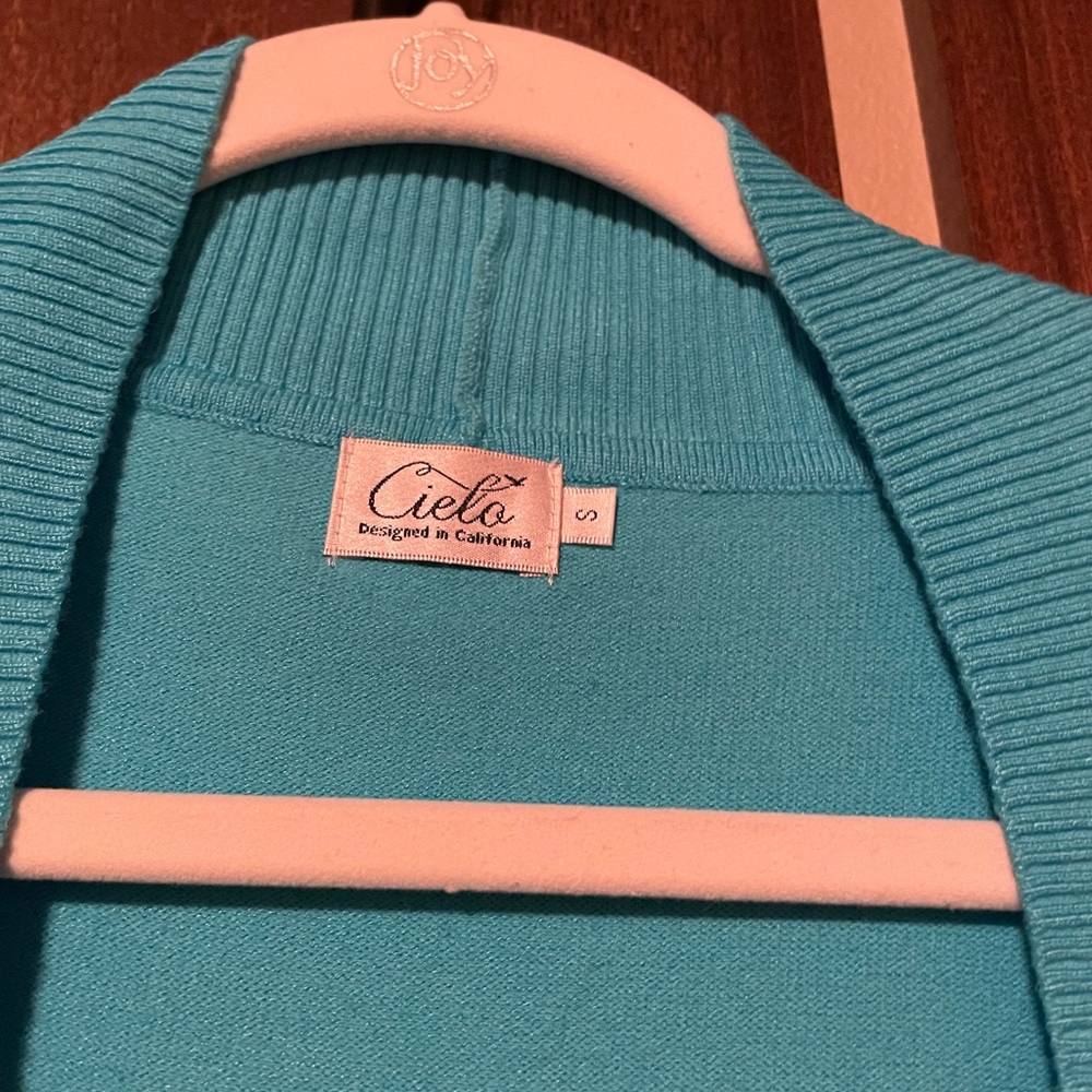 Cardigan - Picture 2 of 2